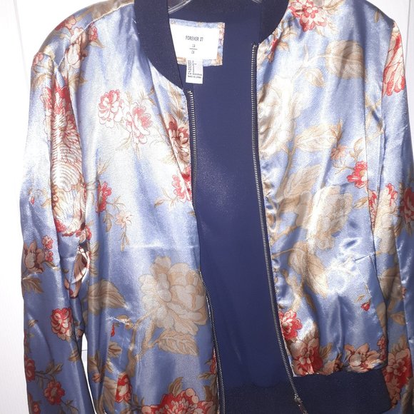 Beautiful floral Forever 21 size small bomber jacket - Picture 1 of 4